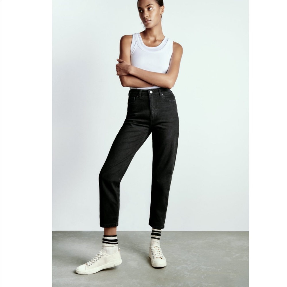 Zara MOM FIT JEANS